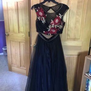 Beautiful Camille La Vie two-piece long dress set